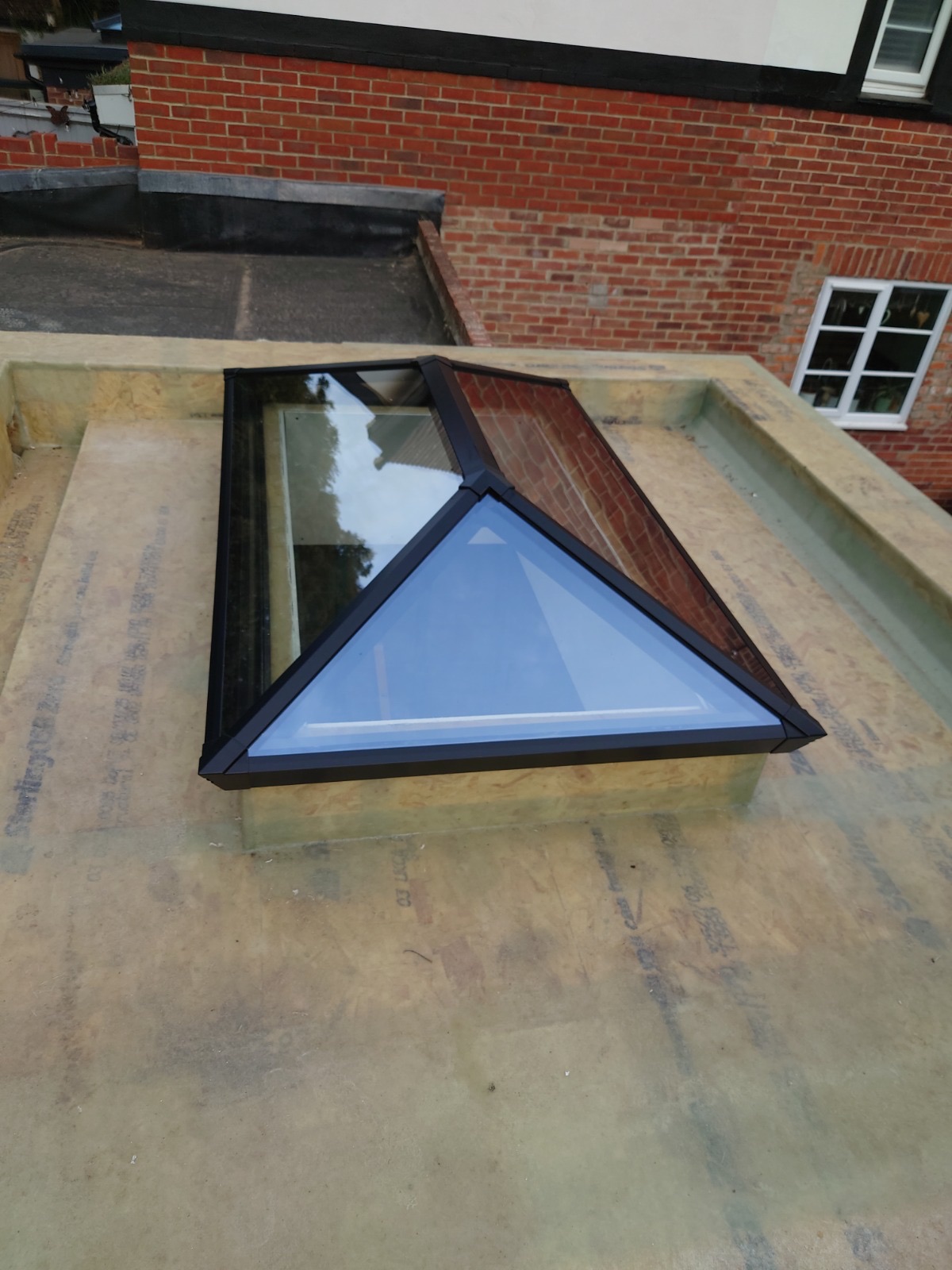 Roof lantern fitted by HDS, flooding a room with daylight